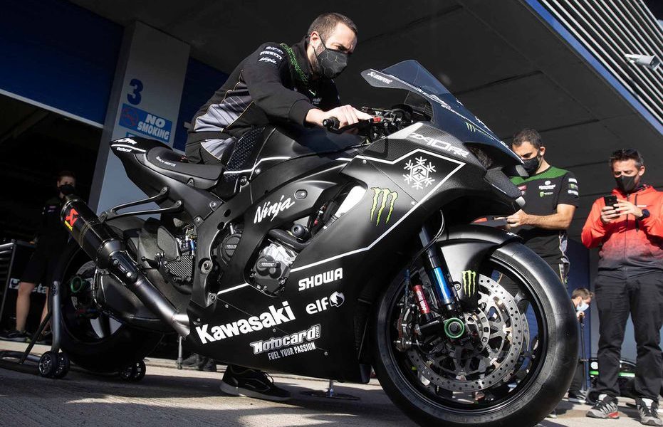 2021-Kawasaki-Ninja-ZX-10RR-