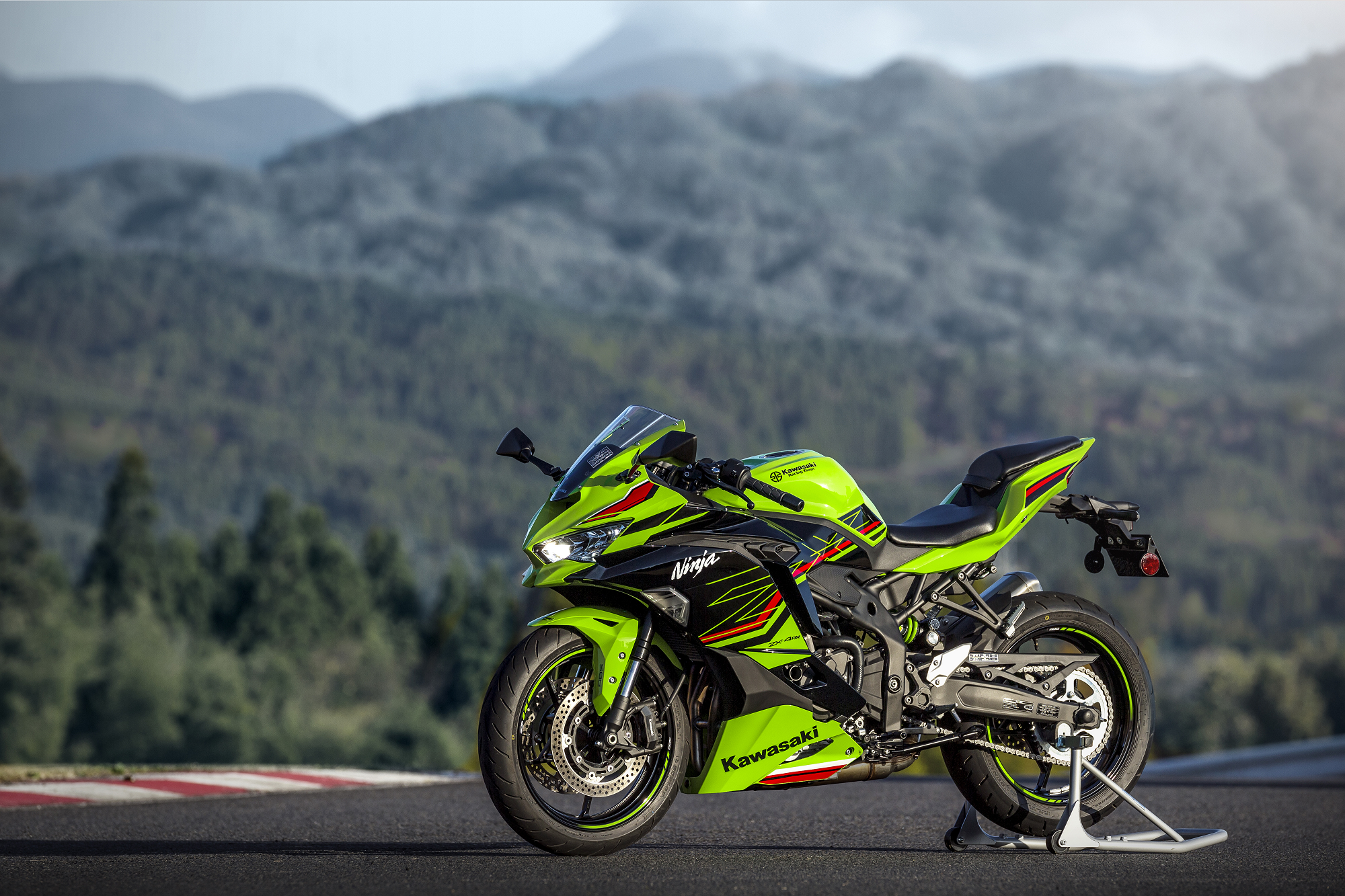 Kawasaki Ninja ZX-4R set for launch in Thailand this month