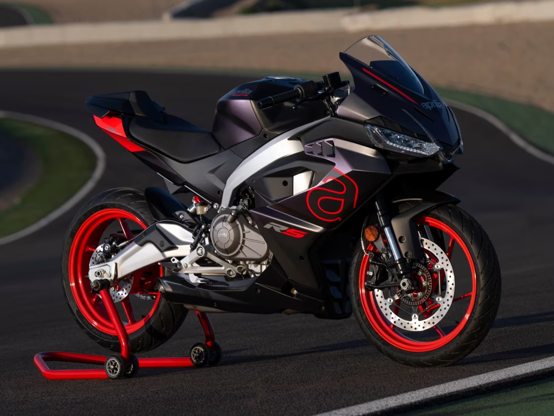 RS 457 Unveiled: A Peek into Aprilia's Sleek Naked Bike