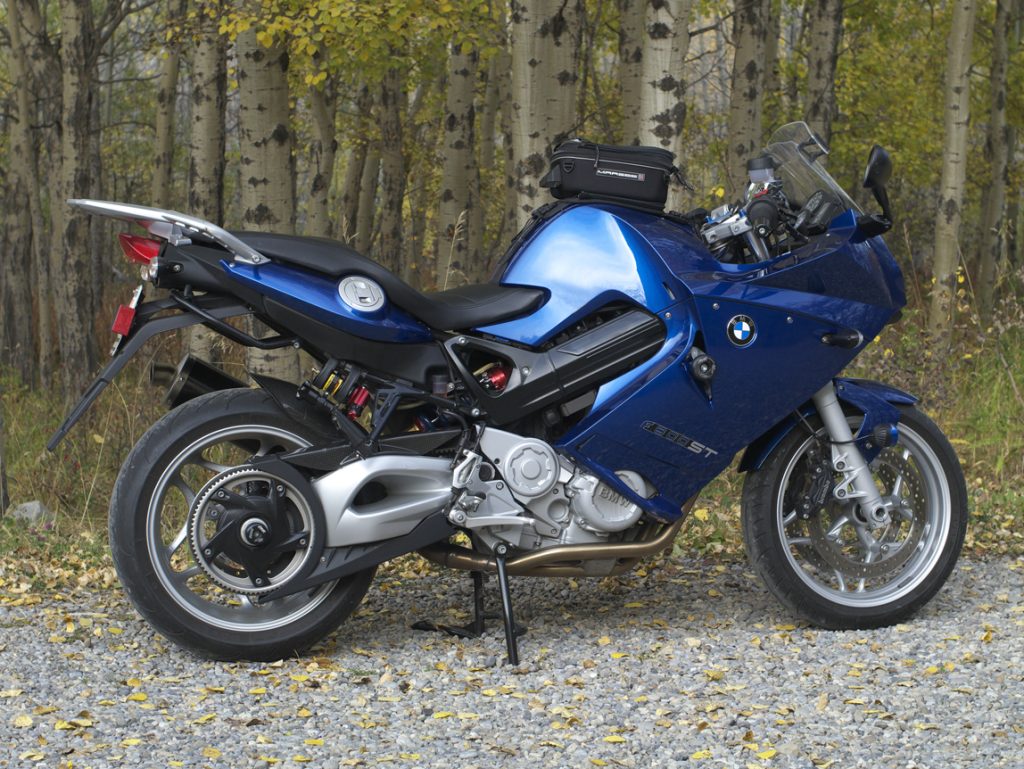 BMW F800 ST Review Malaysia: Top Speed & Specs