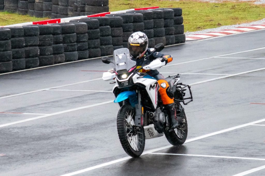 Tabiat menunggang yang merosakkan motor