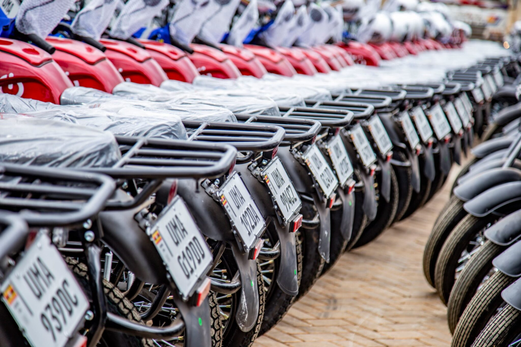 Spiro deploys over 950 electric bikes in days and targets 50,000 units in 2025, driving Uganda’s rapid shift to electric mobility with financing and swap station infrastructure.