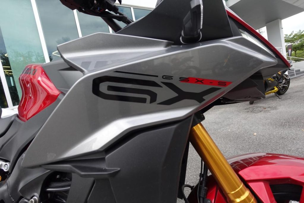 Suzuki GSX-S1000GX Review