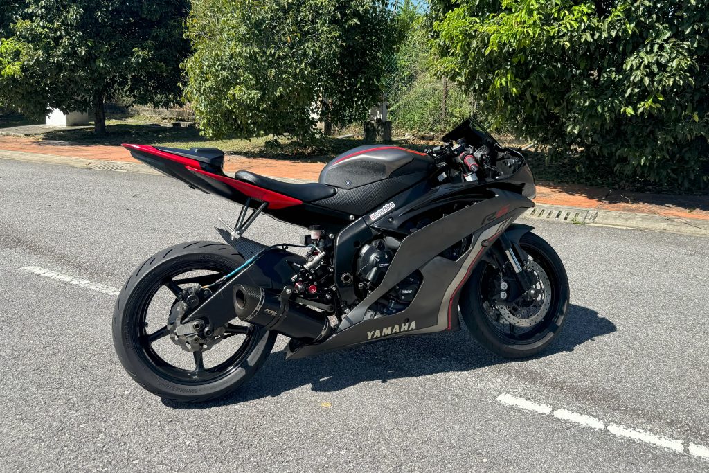 2013 Yamaha YZF-R6 Review