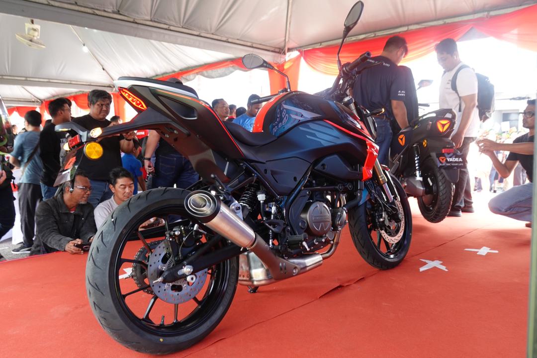 QJMotor SRK250S