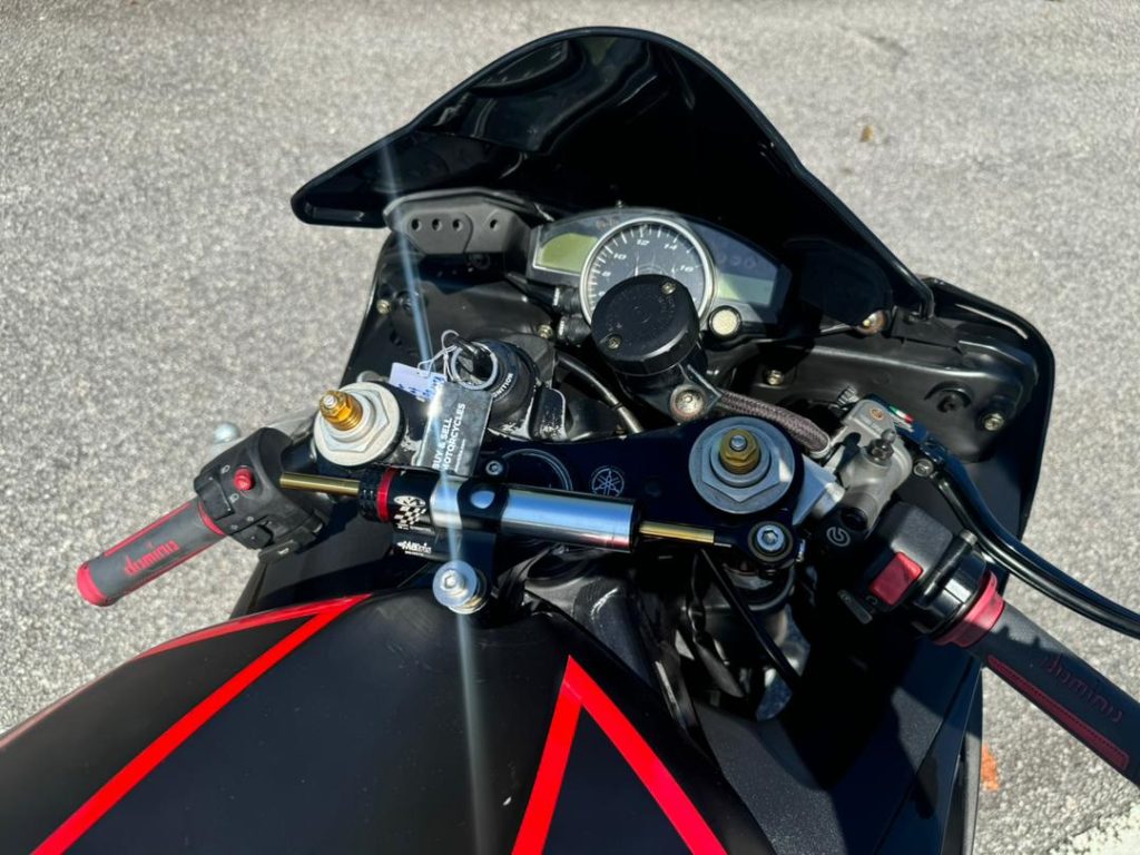 2013 Yamaha YZF-R6 Review
