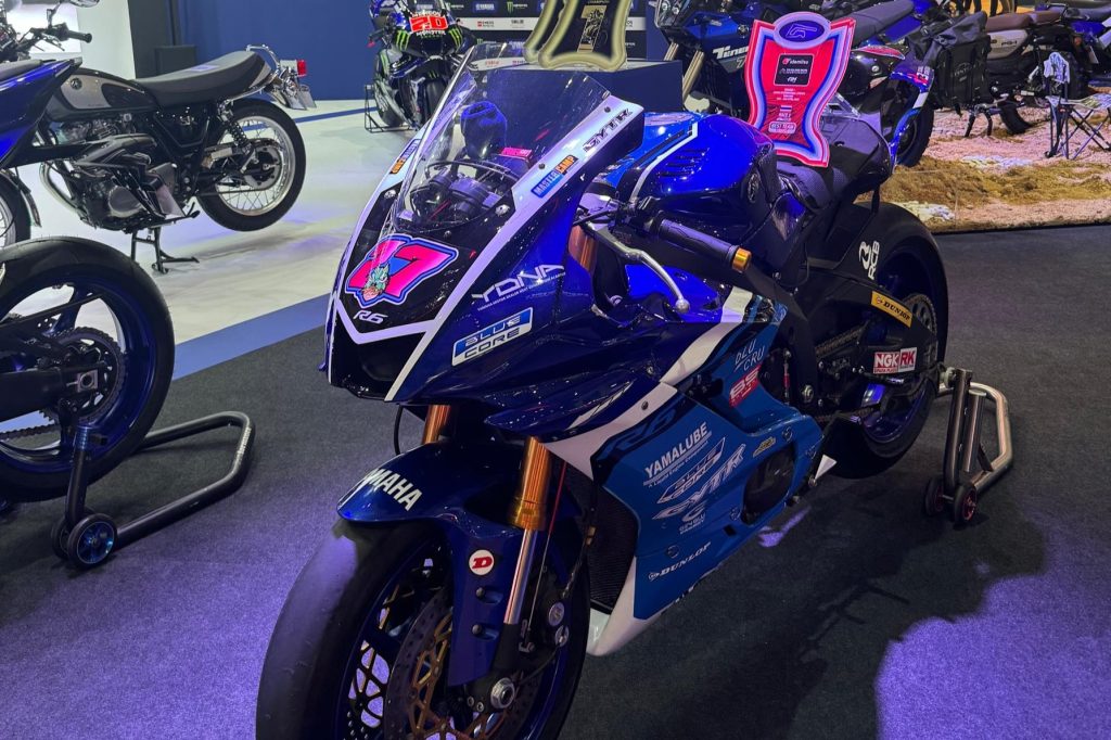 2013 Yamaha YZF-R6 Review