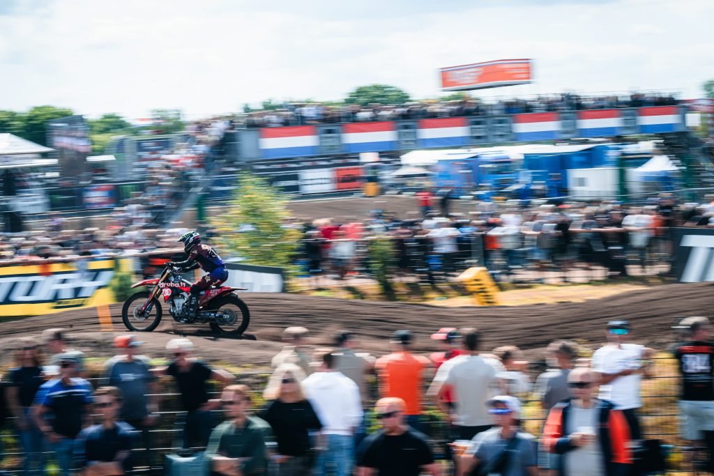 Aruba.it – Ducati Factory MX Team battled through a difficult weekend at the MXGP of The Netherlands in Arnhem, with Jeremy Seewer and Mattia Guadagnini scoring points despite tough conditions.