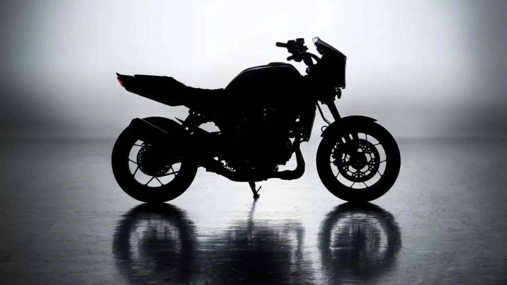 Honda teases the CB 1000 F SE Concept alongside a lineup of classic and custom CB models at the 2025 Suzuka 8 Hours, highlighting its commitment to retro-inspired performance.
