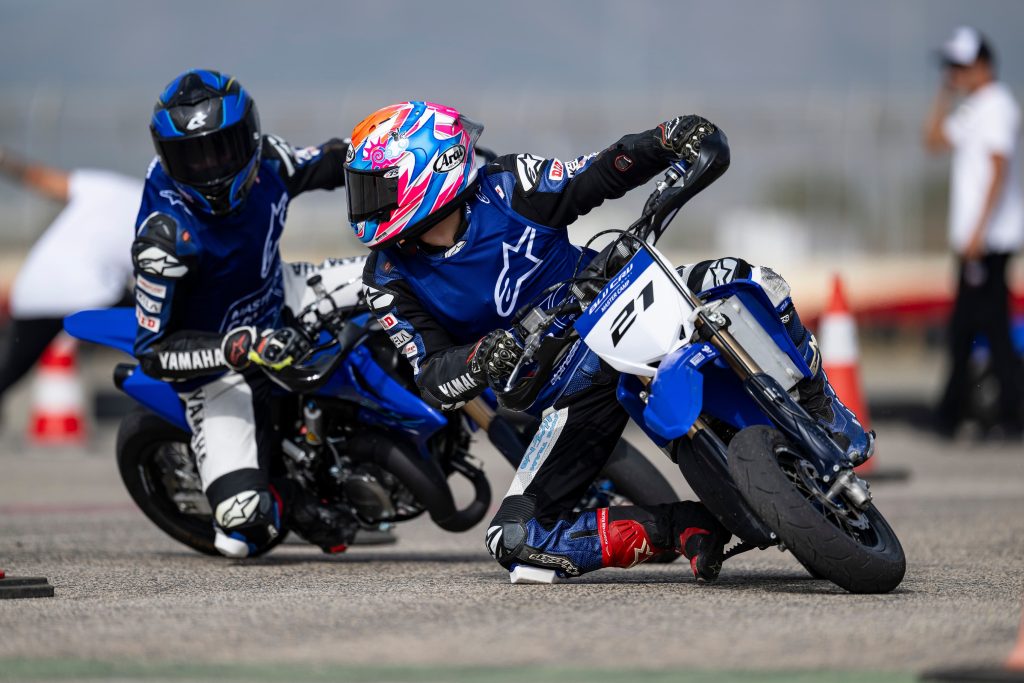 Jonathan Rea and Remy Gardner inspired young riders on the opening day of the 2025 Yamaha BLU CRU Master Camp in Valencia.