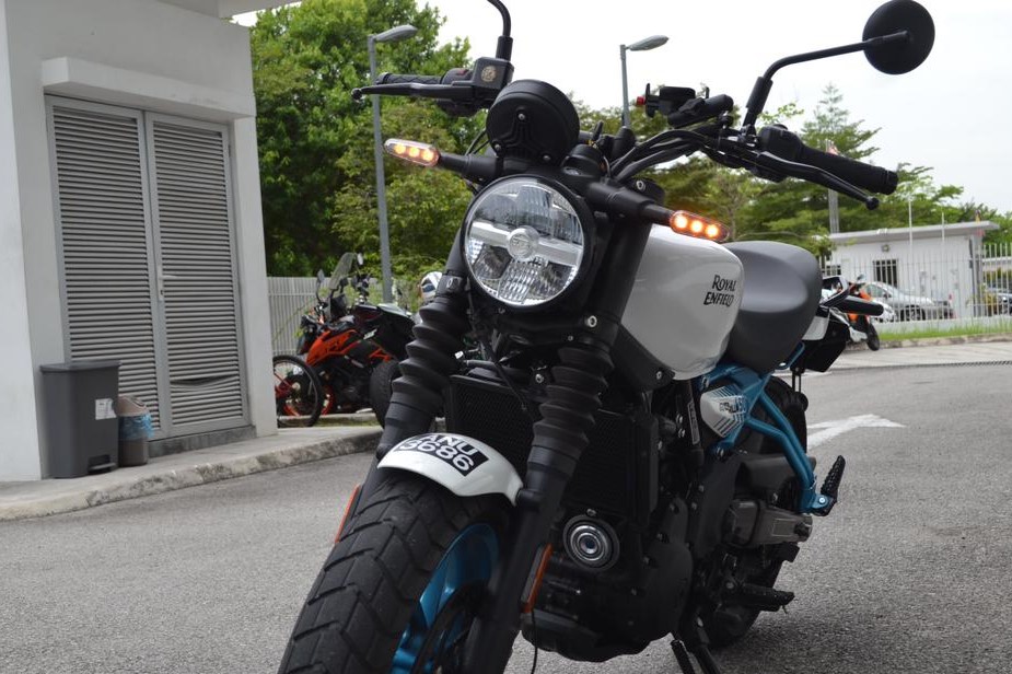 Royal Enfield Guerrilla 450 Review