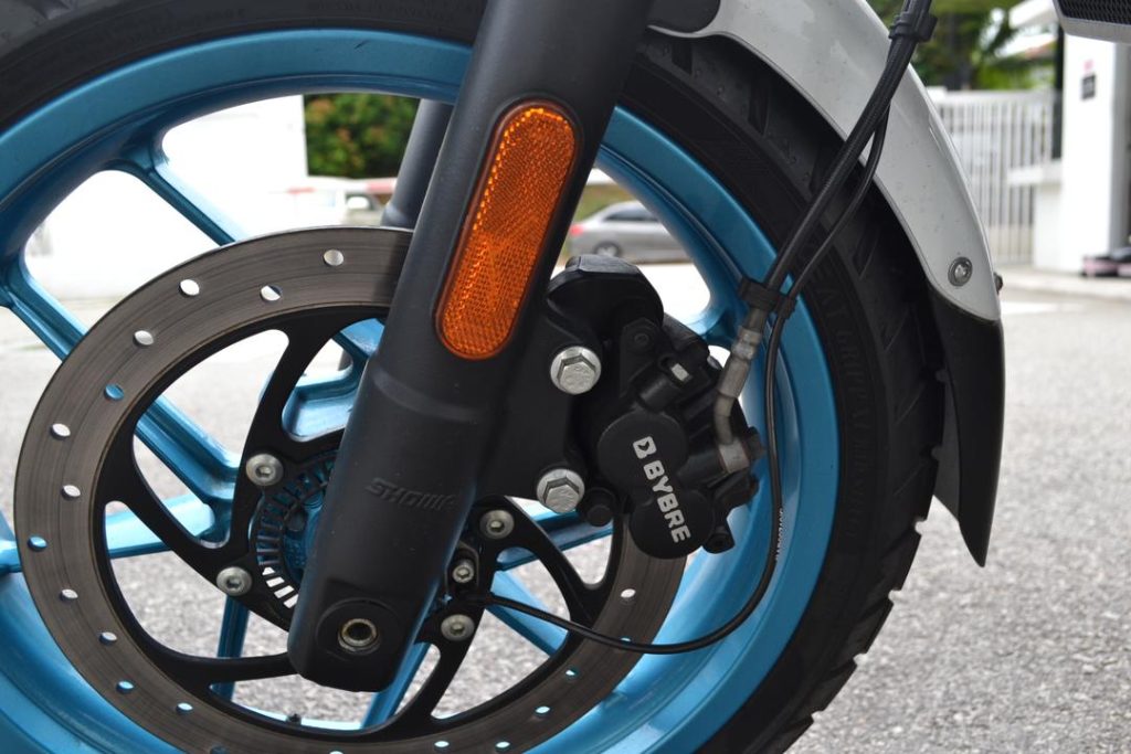 Royal Enfield Guerrilla 450 Review