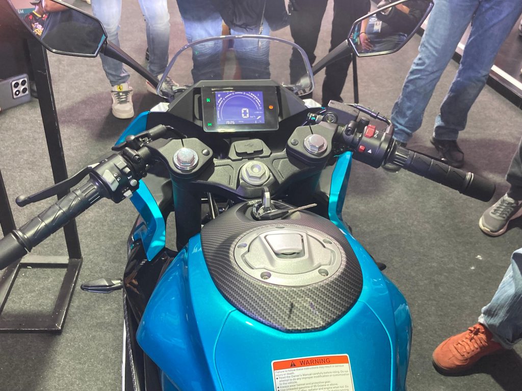 CFMoto 250SRR Lite