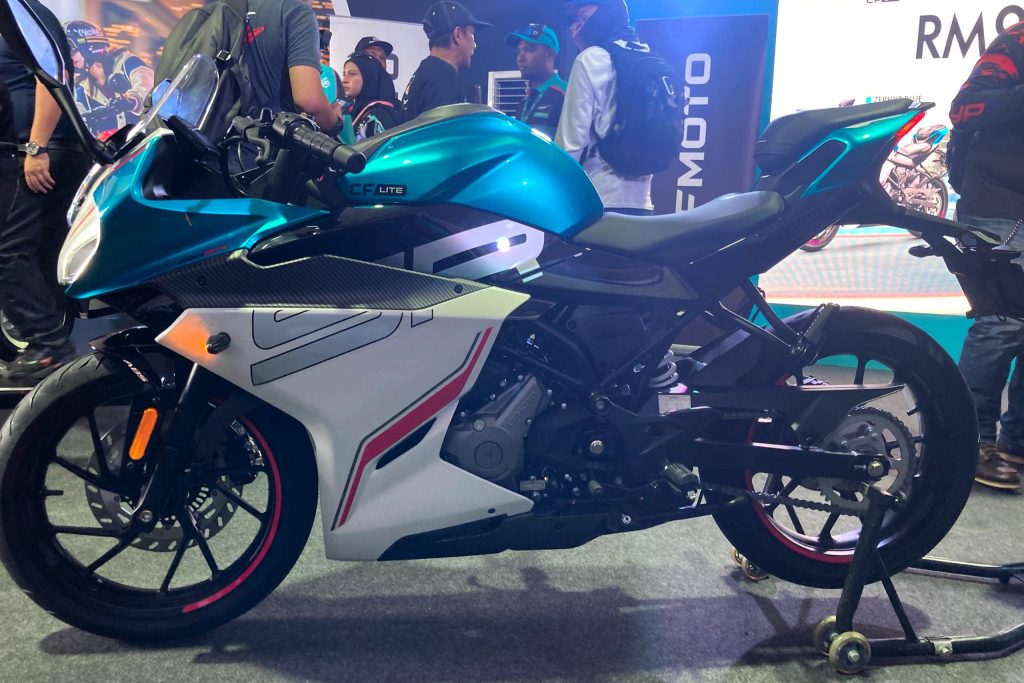CFMoto 250SRR Lite
