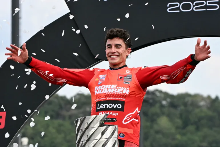 Marc Márquez has undergone a successful operation in Madrid to repair ligament damage and a coracoid fracture in his right shoulder. The Ducati rider is now recovering at home, with his return to racing depending on recovery progress.