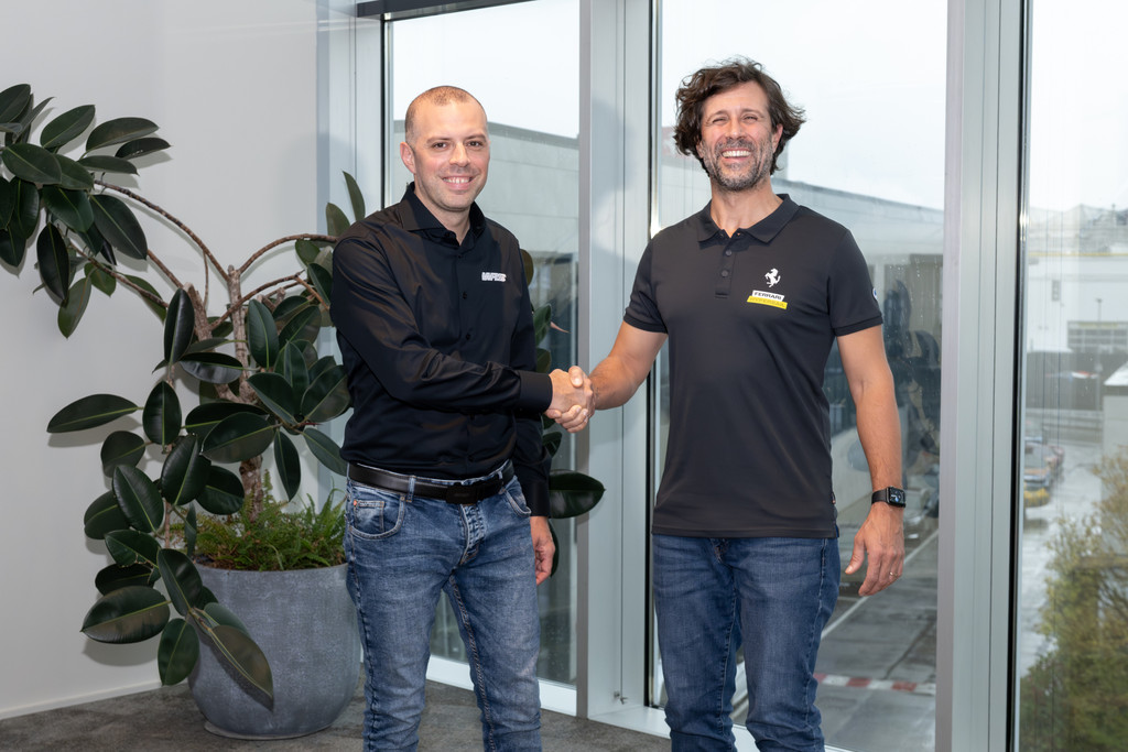 WRS Ferrari Hypersail