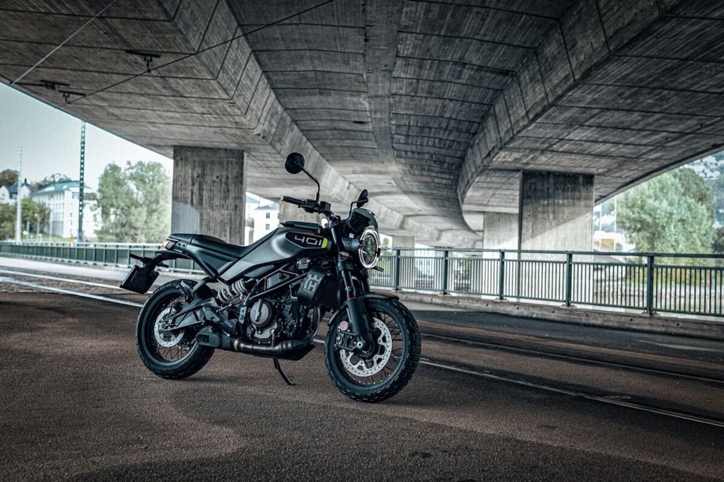 Is 400cc the New Sweet Spot for Daily Riders?