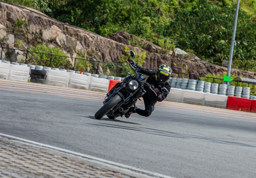 765 RX & Trident 800