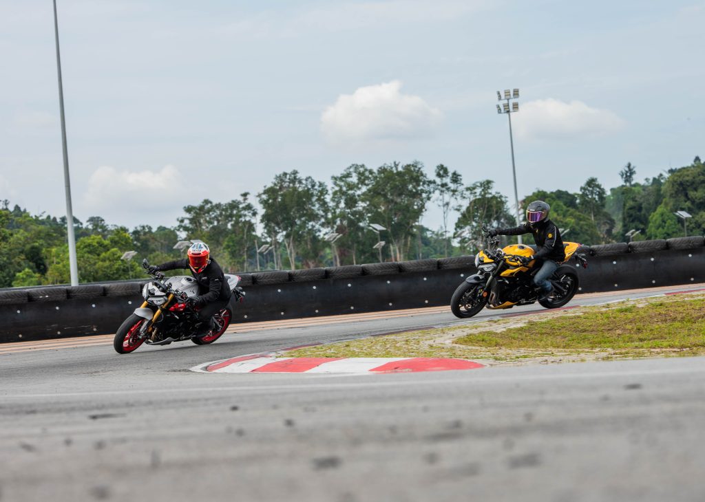 765 RX & Trident 800