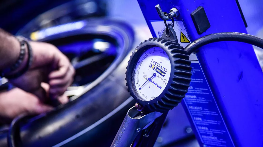 tekanan angin tayar motor