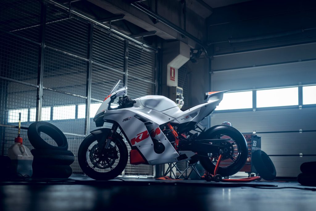 KTM 990 RC R Track