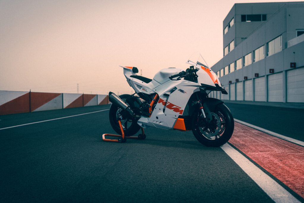 KTM 990 RC R Track