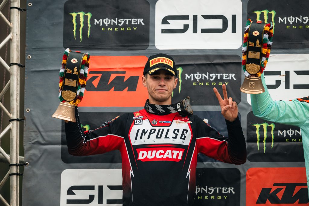 Simone Mancini Desmo250 MX podium