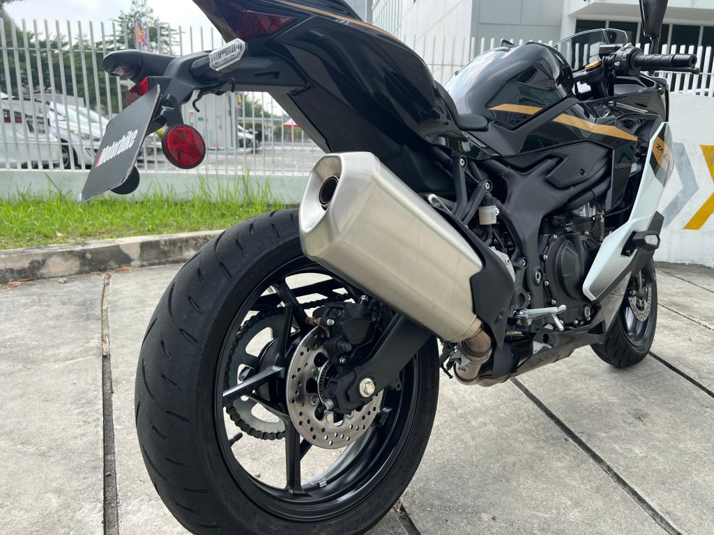 Kawasaki Ninja ZX-4R SE Review