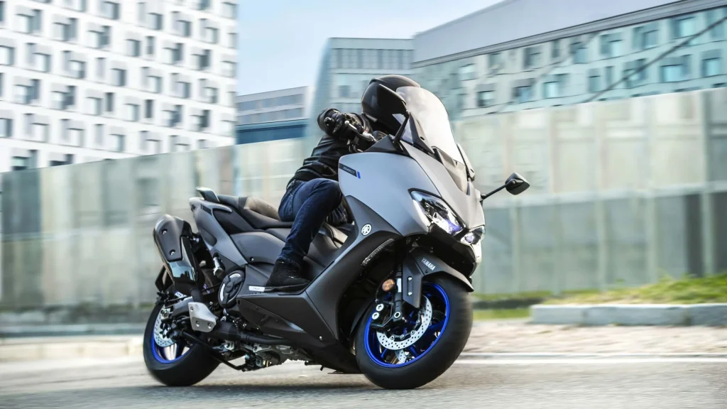 Pros of Riding a Scooter