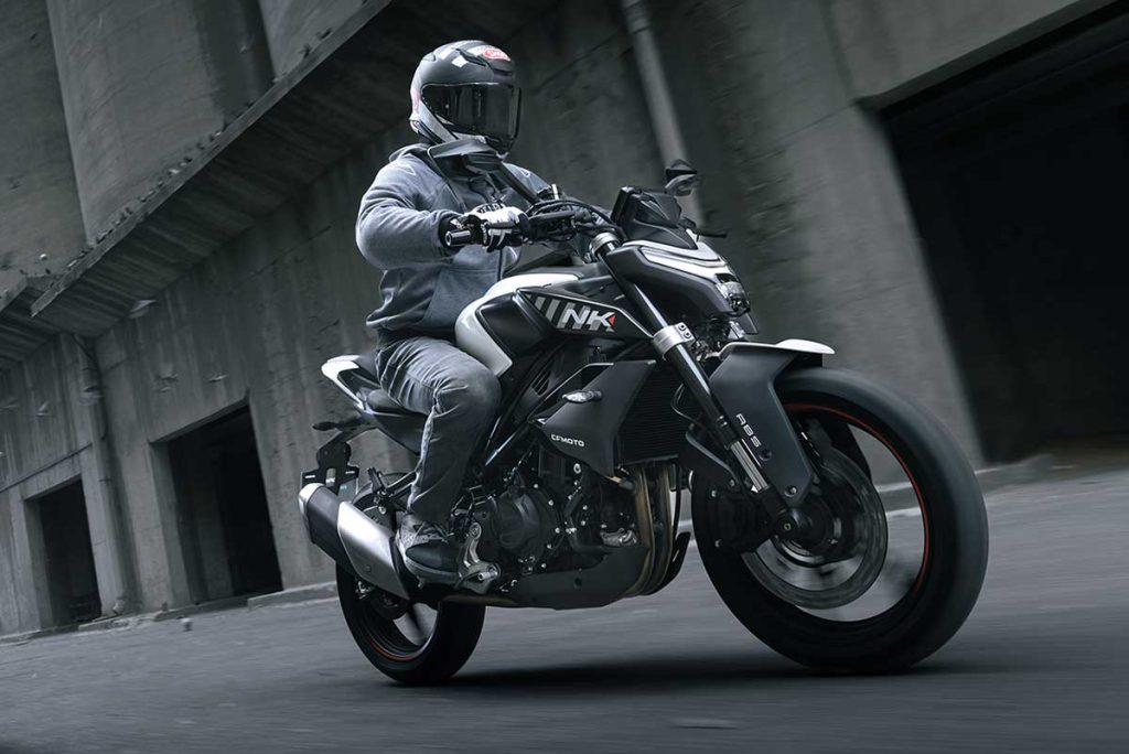 Kove 450R vs CFMOTO 450NK