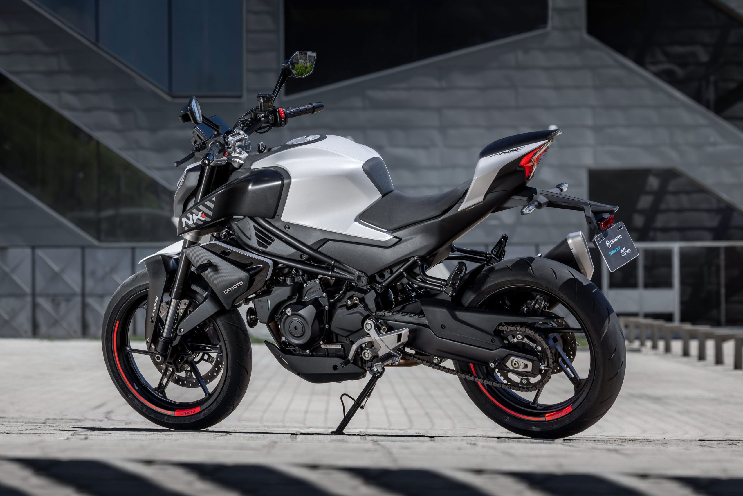 Kove 450R vs CFMOTO 450NK