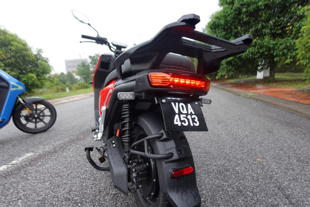 Modenas MEV-1 Pro SX vs Modenas MEV-2