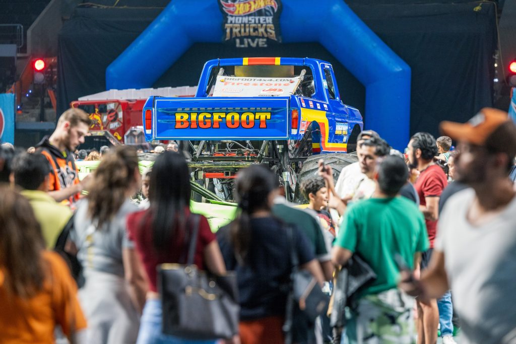 Hot Wheels Monster Trucks Live