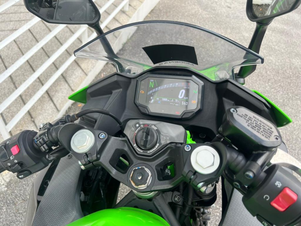Kawasaki Ninja 500 SE Review