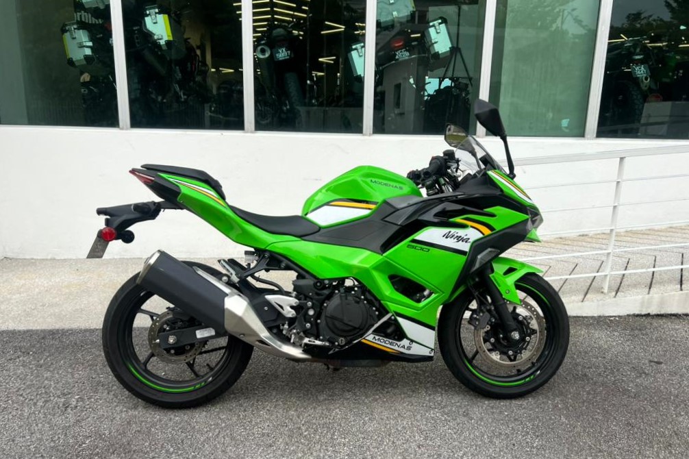 Kawasaki Ninja 500 SE Review