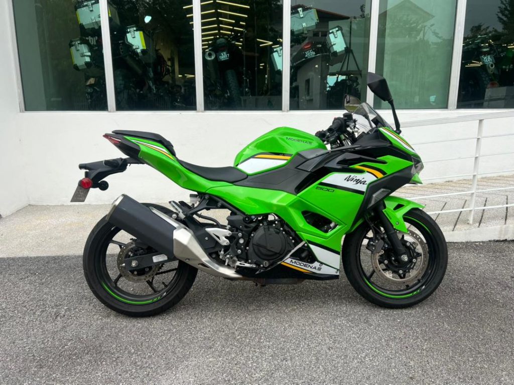 Kawasaki Ninja 500 SE Review