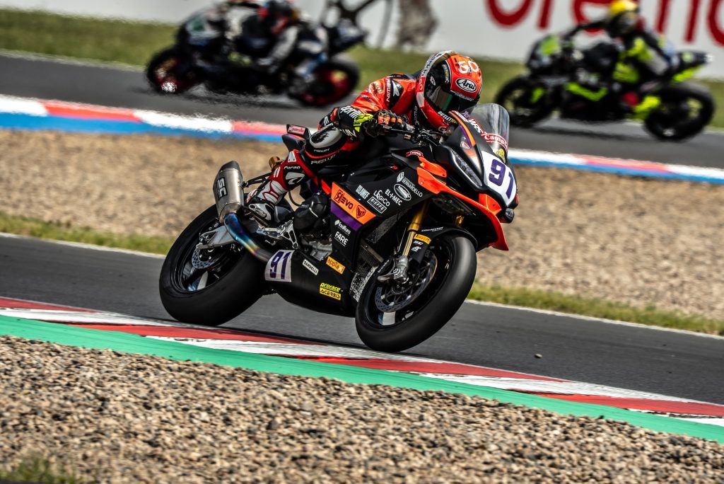 Aprilia RS 660