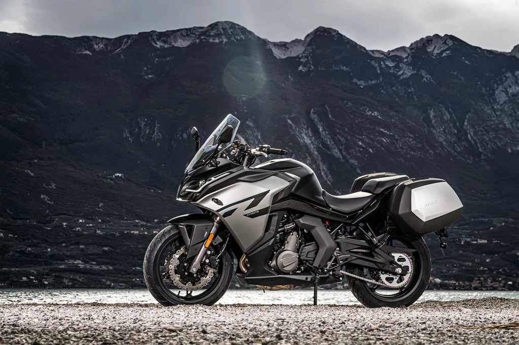 Top 5 Motor Touring Yang Terdapat di iMotorbike

