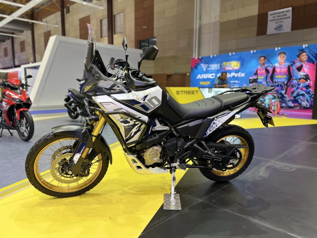 Voge DS800X