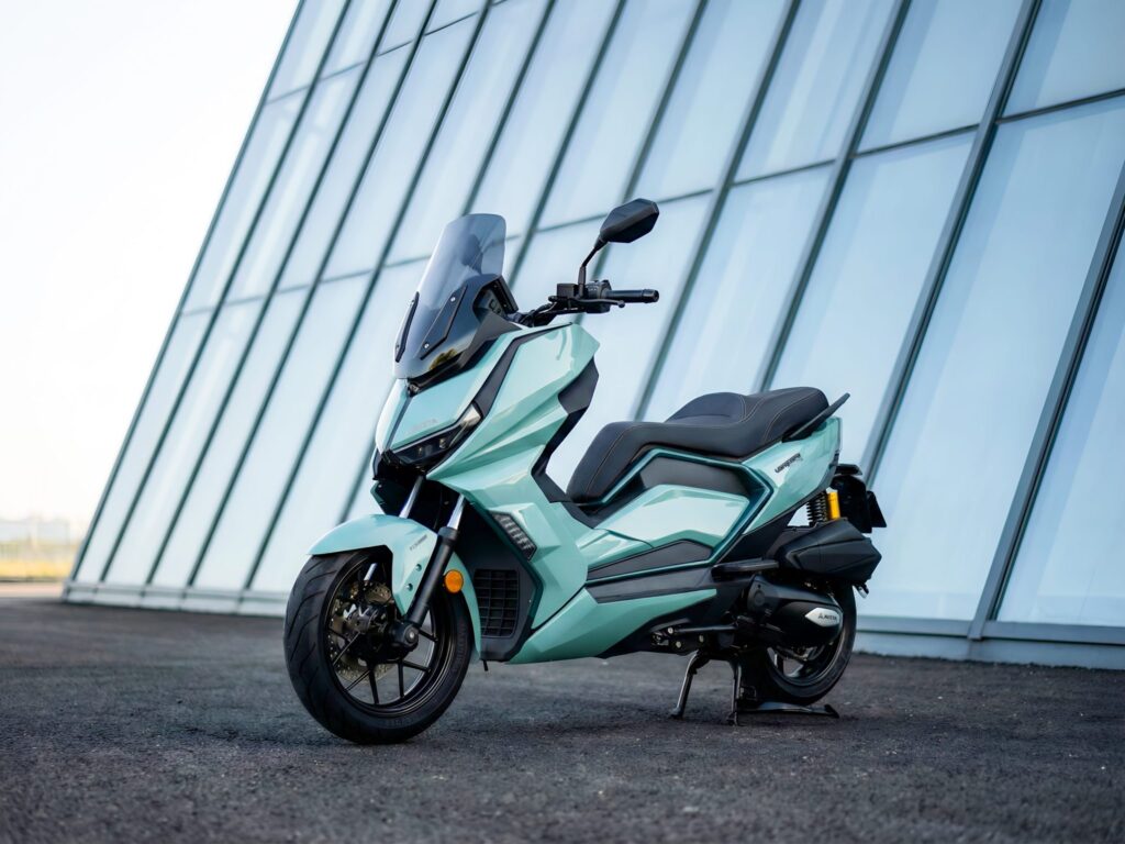 Aveta Vanguard 250 SE