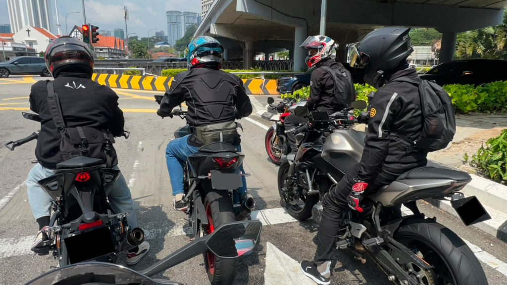 Pengalaman Pertama Group Ride Motosikal