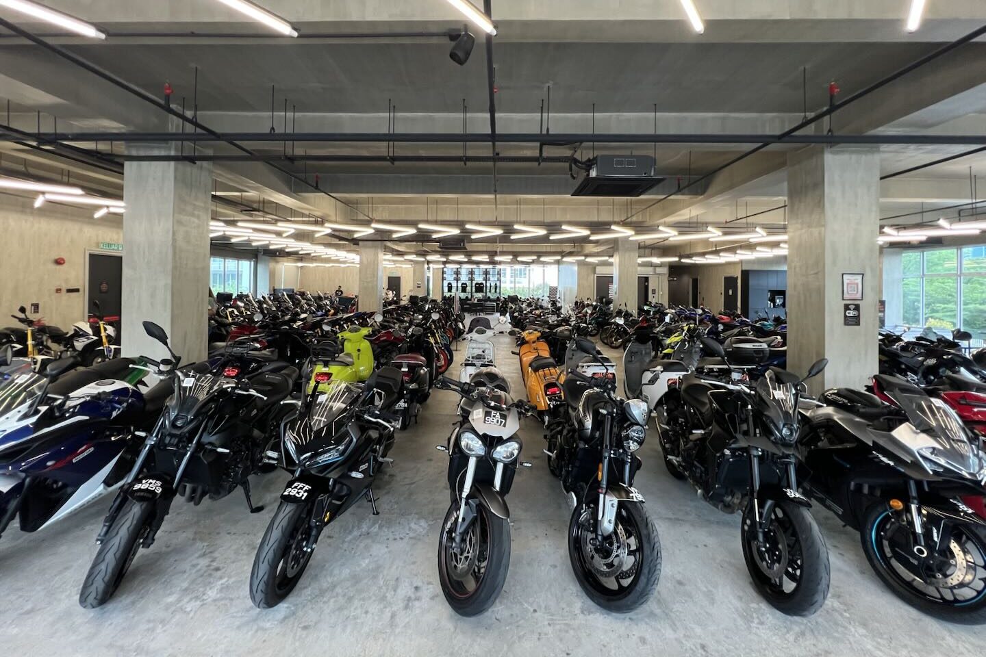 iMotorbike iM Certified