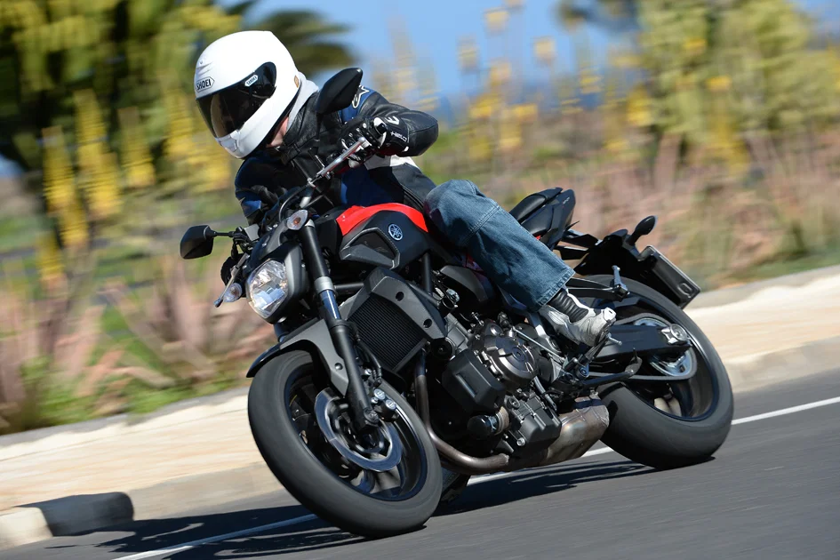 Aprilia Shiver 750 vs Yamaha MT-07
