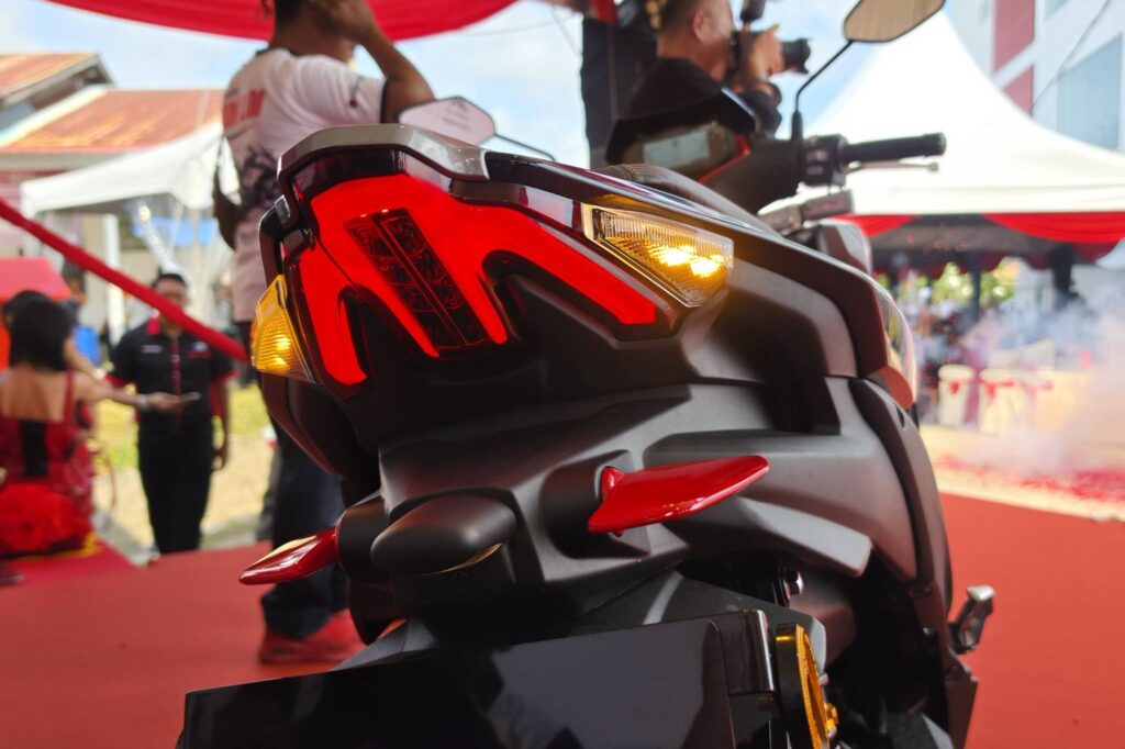 WMOTO Griffin 205