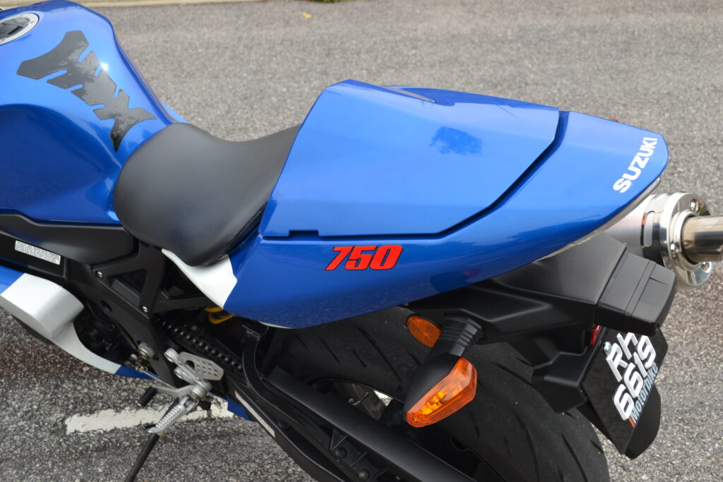 Suzuki GSX-R750 K5 Review
