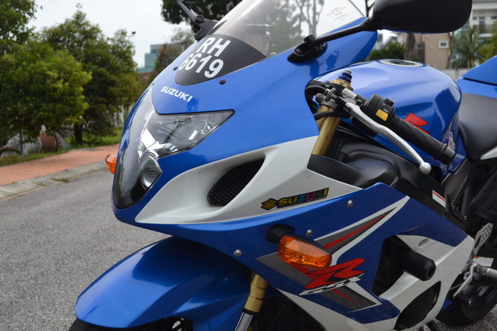 Suzuki GSX-R750 K5 Review