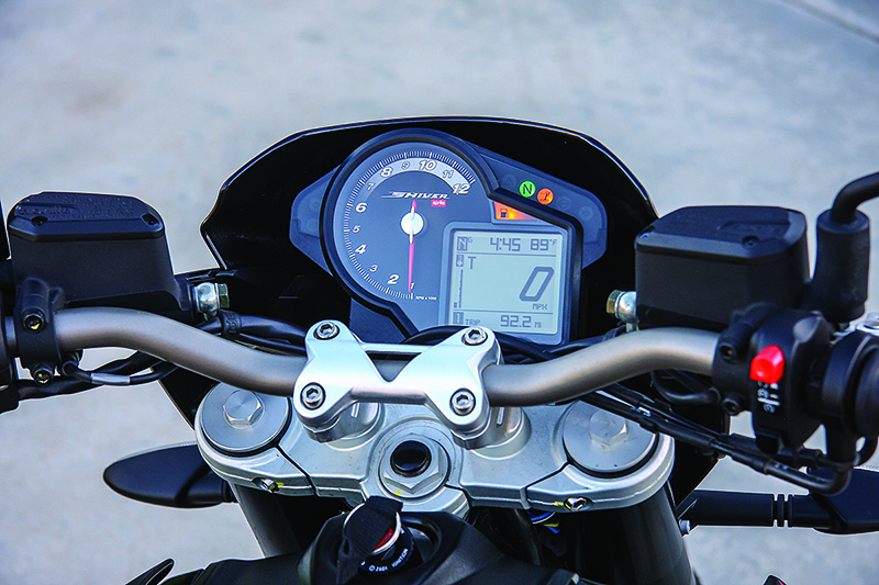 Aprilia Shiver 750 vs Yamaha MT-07