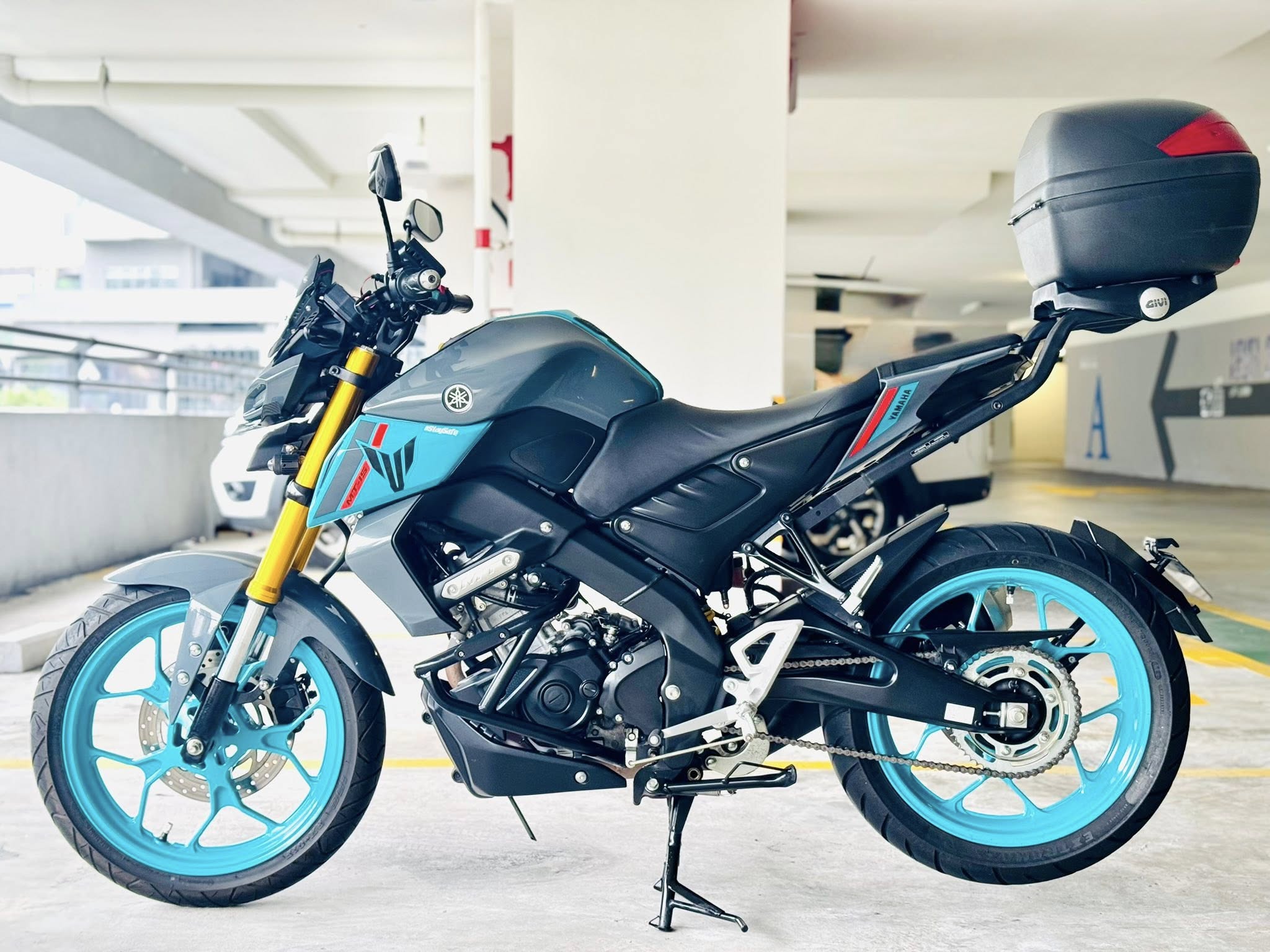 Yamaha XSR155 vs. Yamaha MT-15