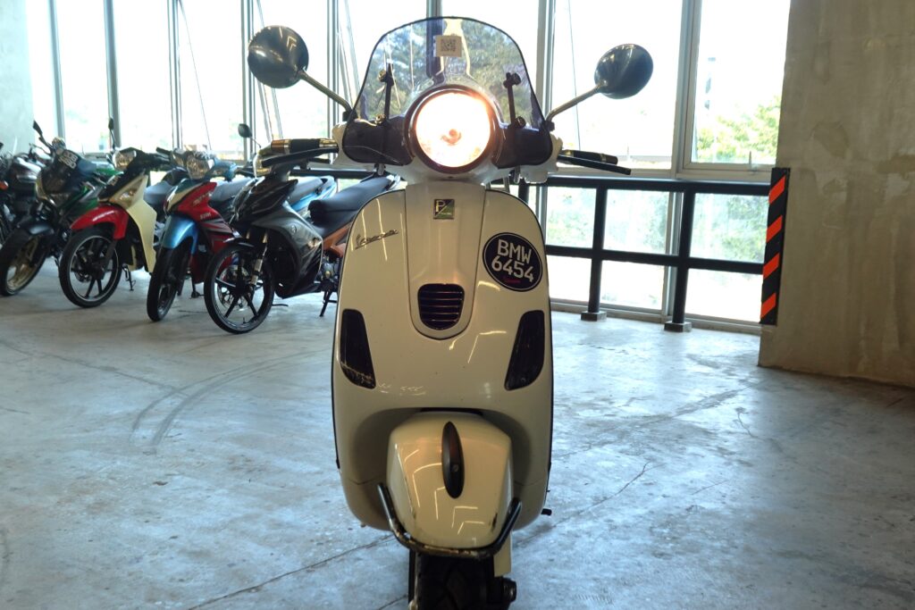 2013 Vespa LX 150 Review