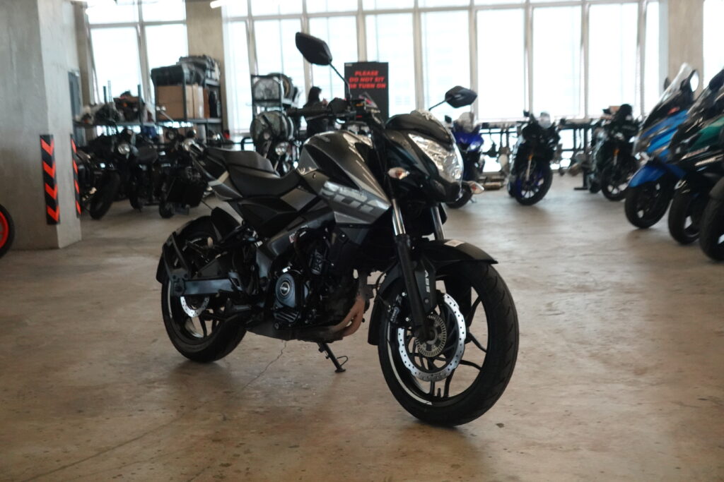 Modenas Pulsar NS200 Review